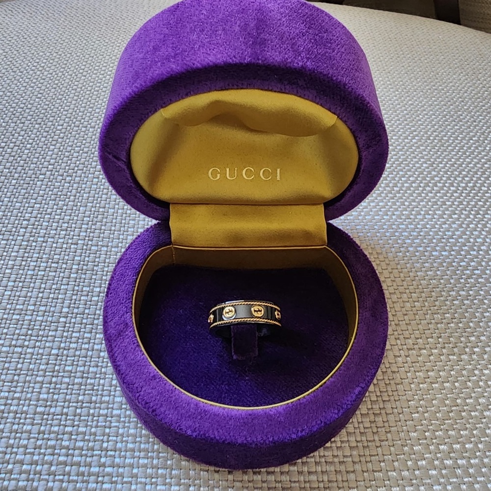 Gucci Icon Band Ring Size 8